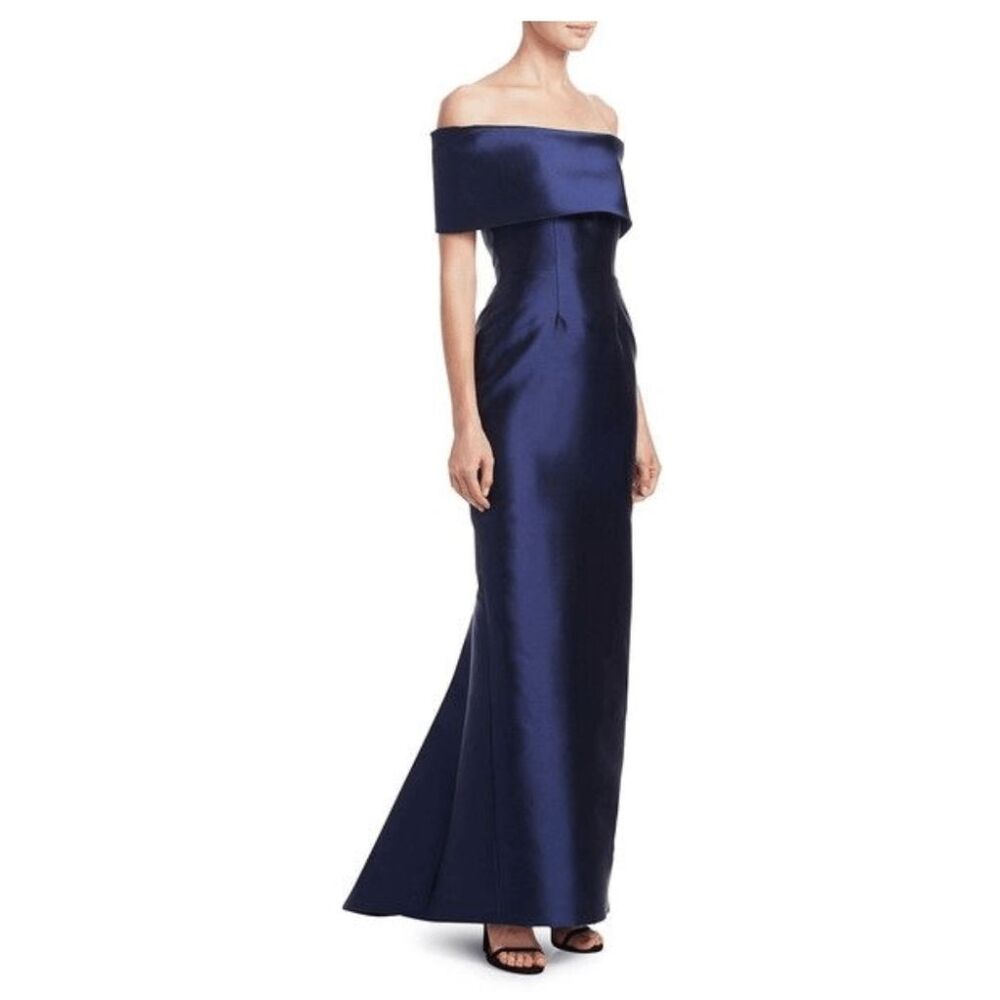 Catherine Regehr Off Shoulder Roll Collar Gown Size US 18 $2630